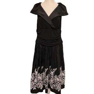 La Nouvelle Renaissance Cocktail Party Black Floral Detail Dress Sz 16
